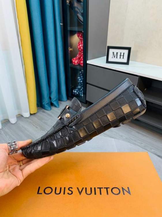 Picture of Louis Vuitton Shoes _SKULVsz38-44mnf041412106